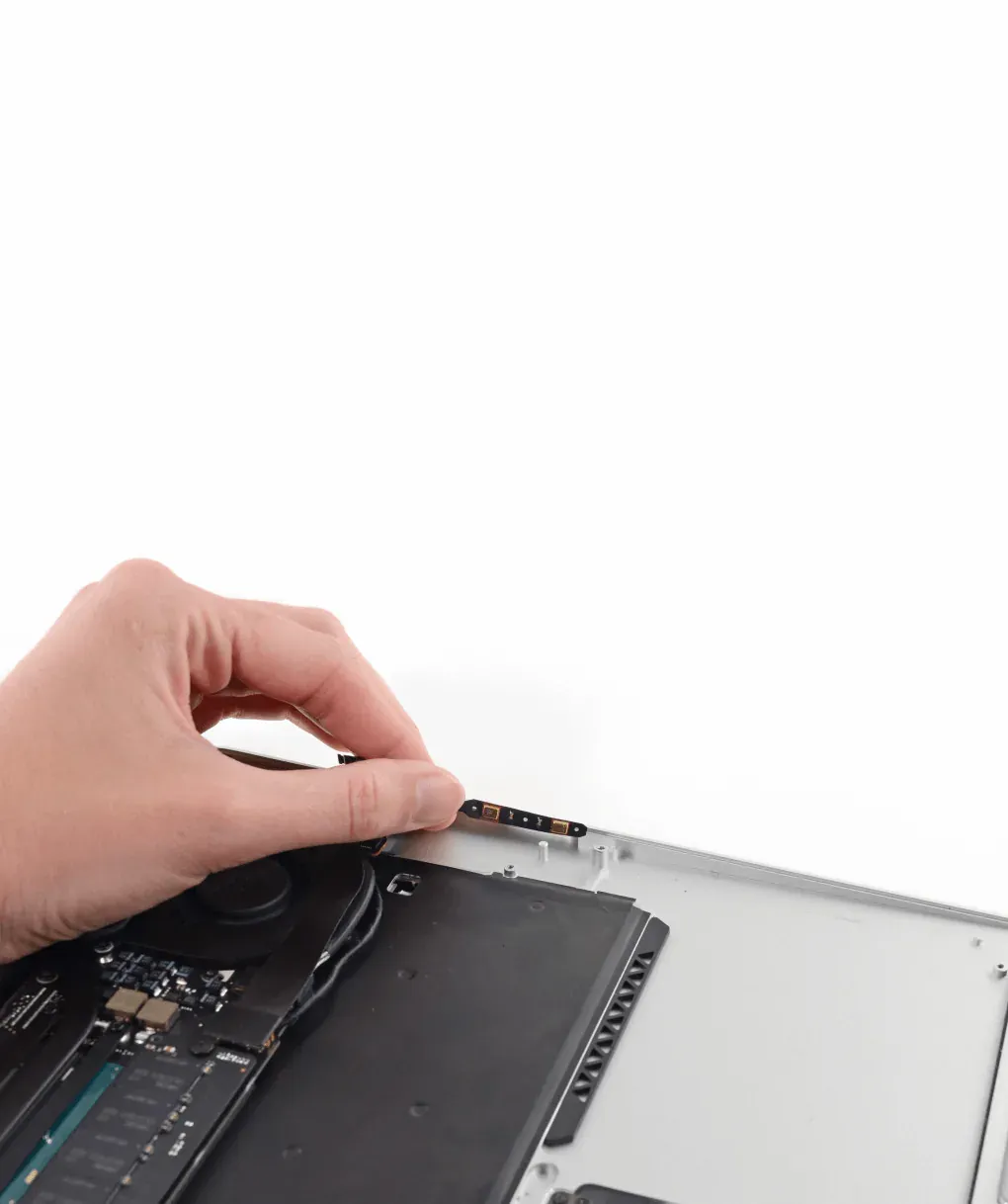 Замена микрофона MacBook